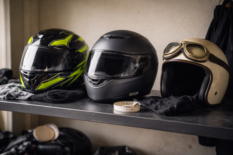 Hvorfor min første “dyre” motorcykelhjelm var en fejl - og hvad du gør anderledes